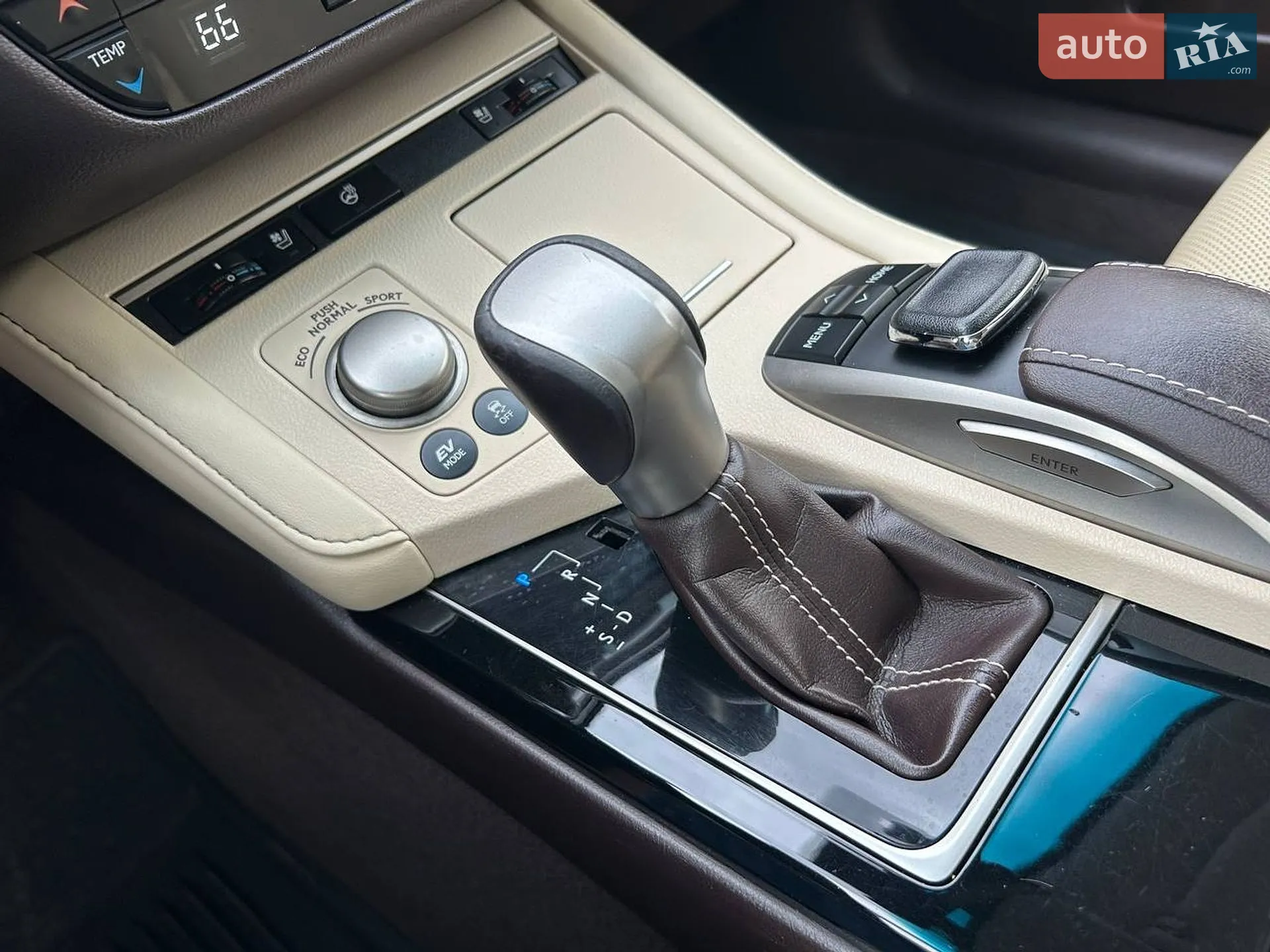2015 Lexus ES - мініатюра 33