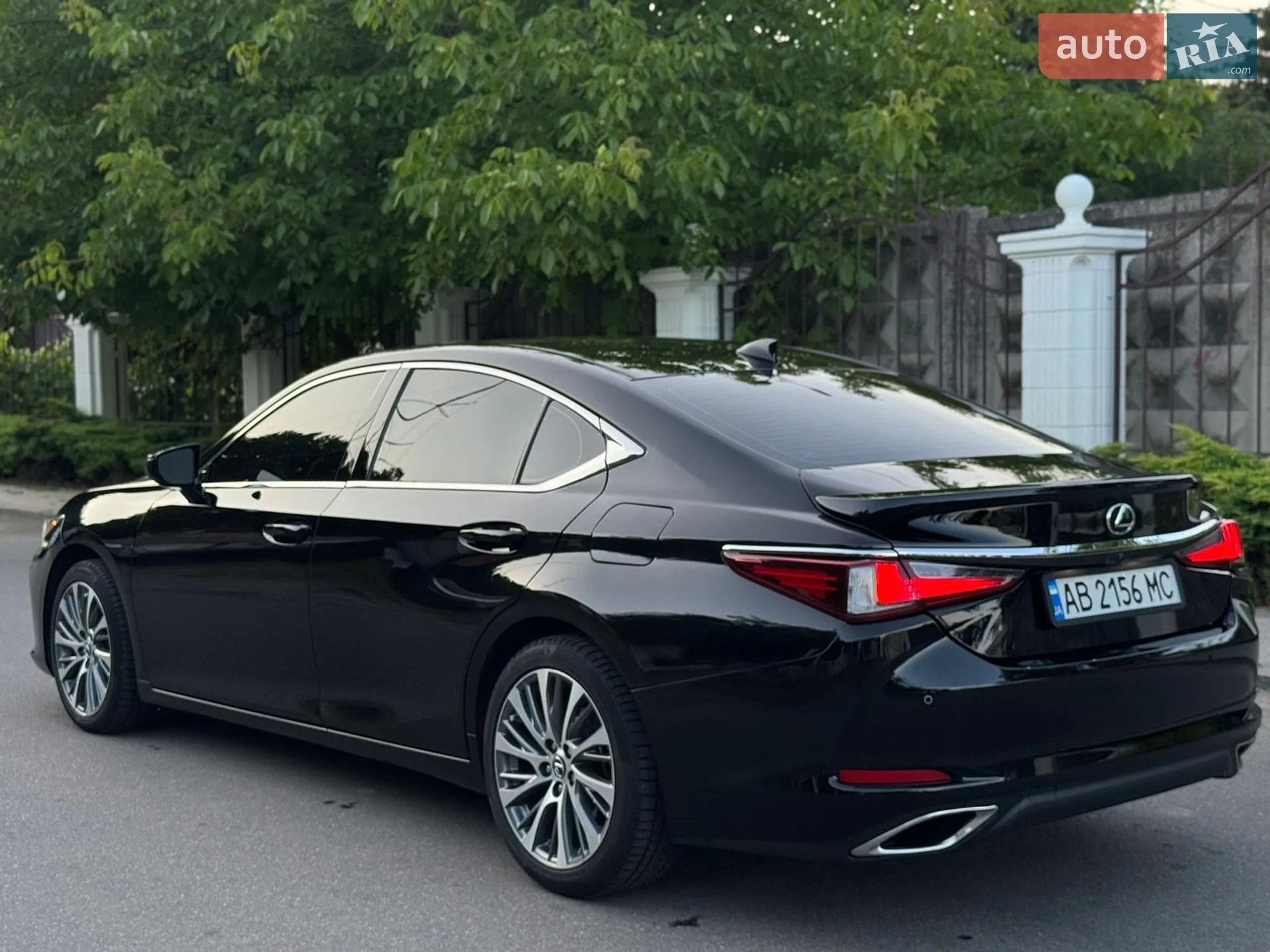 2018 Lexus ES - мініатюра 16