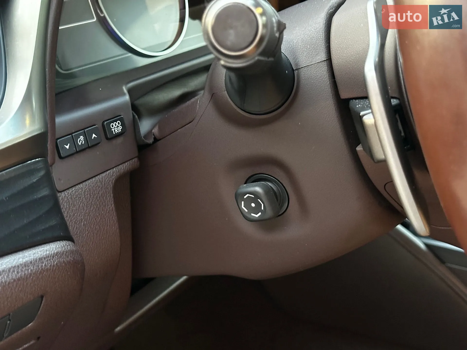2019 Lexus ES - мініатюра 24
