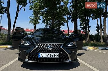 Седан Lexus ES 2023 в Києві