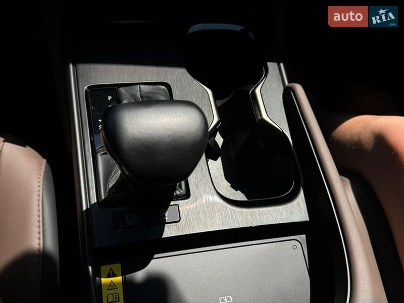 Седан Lexus ES 2023 в Києві