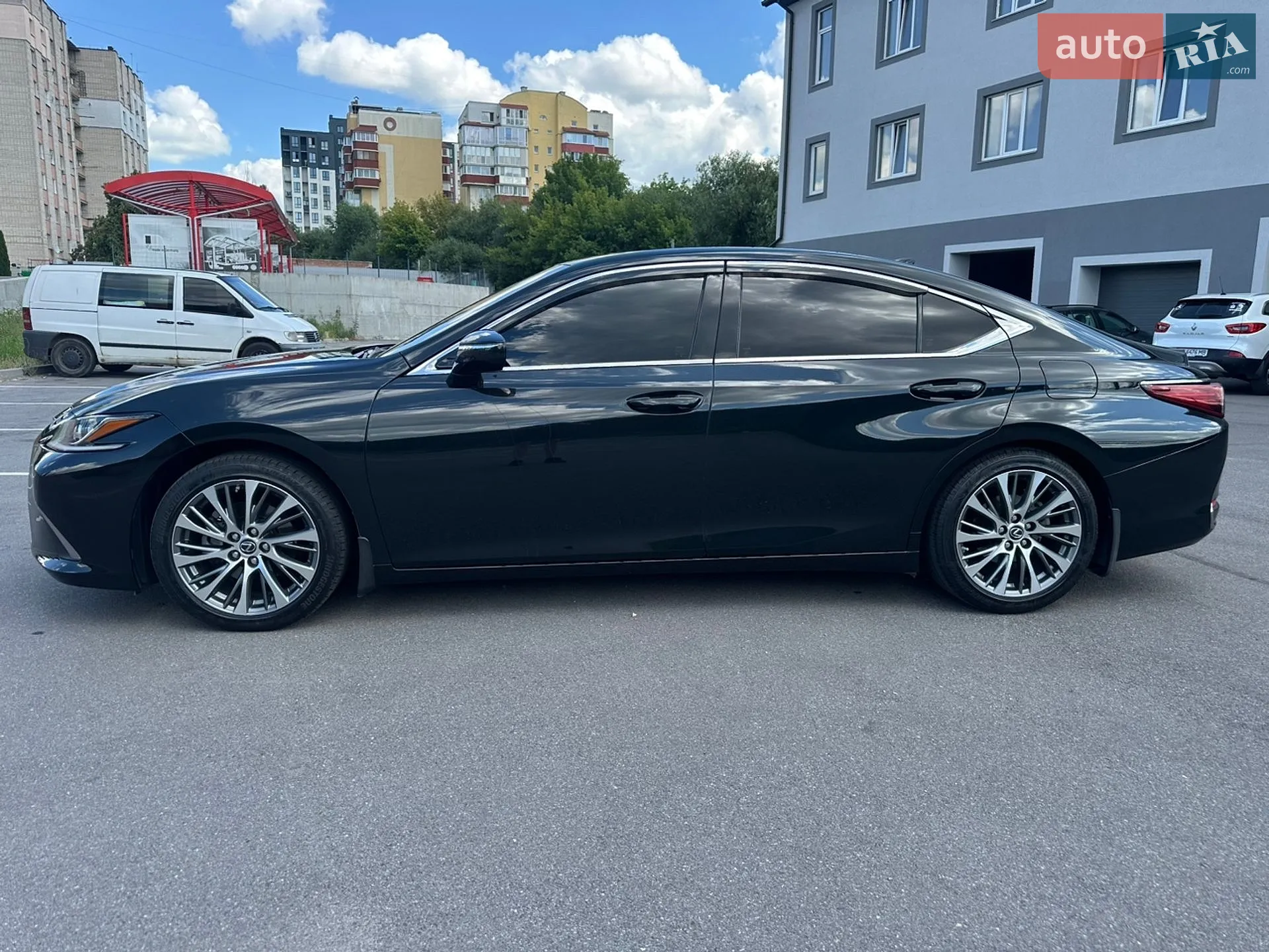 2020 Lexus ES - мініатюра 3