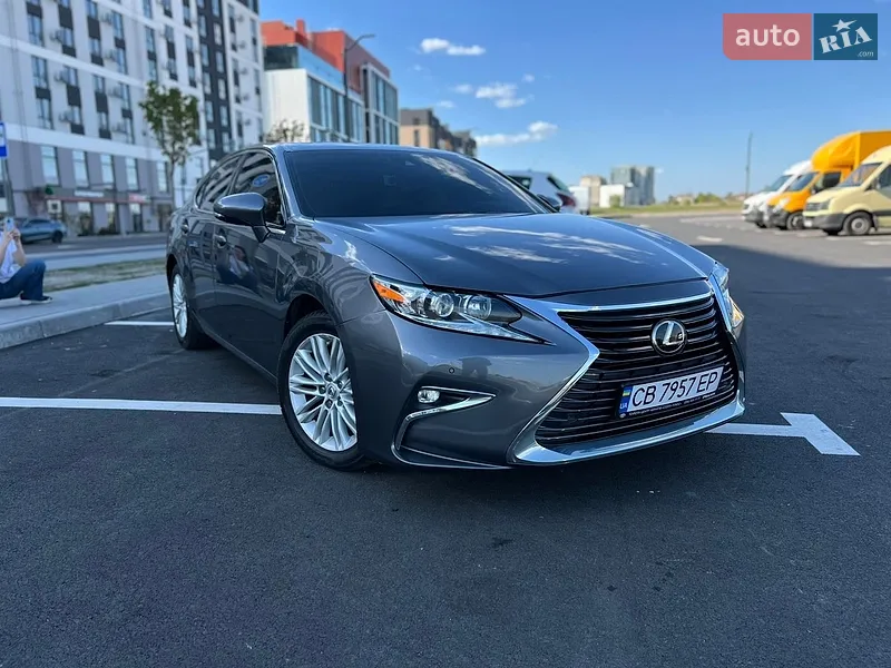 Lexus ES 2016