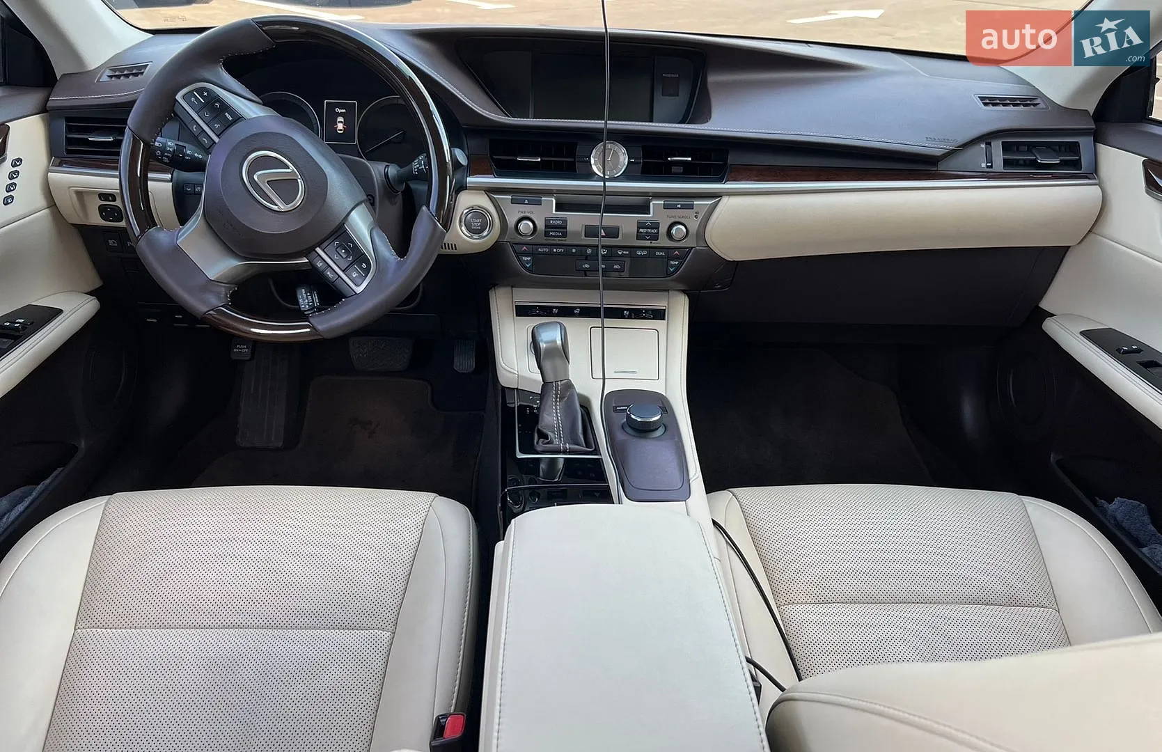 2016 Lexus ES - мініатюра 13