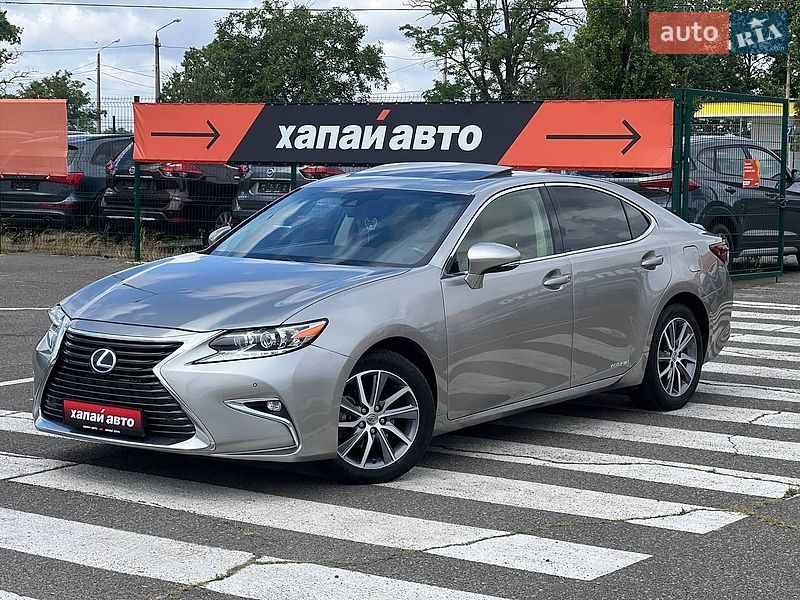 Lexus ES 2015