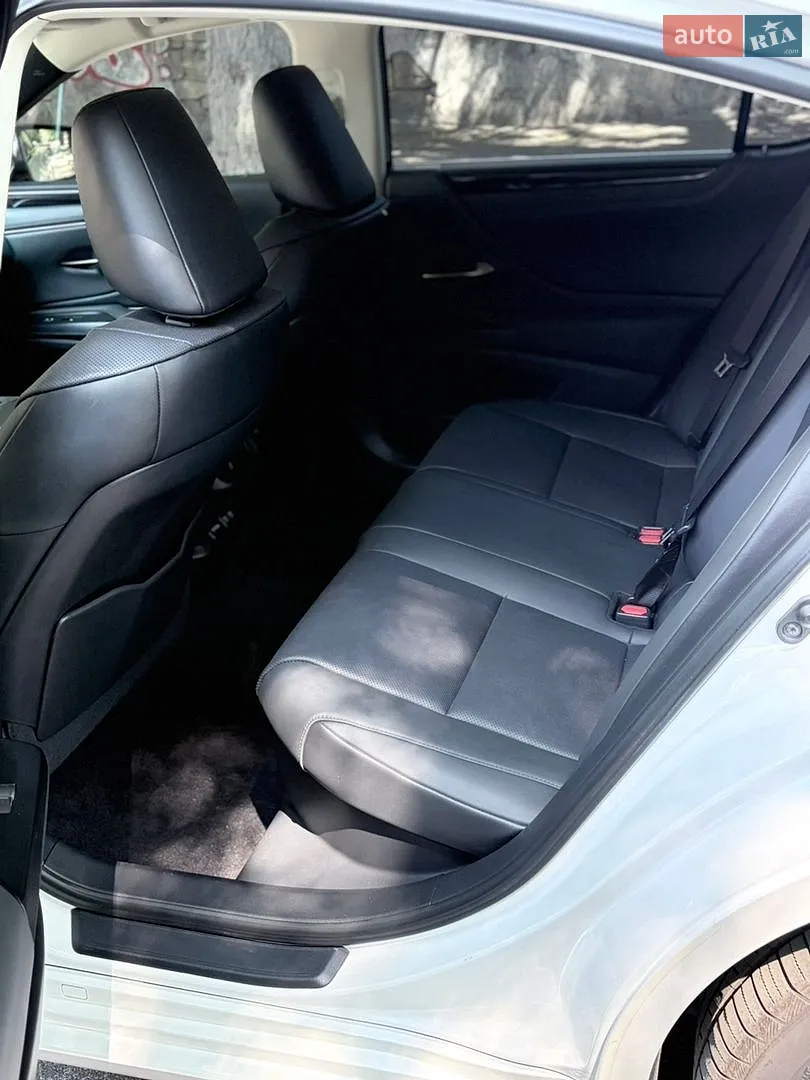 2021 Lexus ES - мініатюра 23