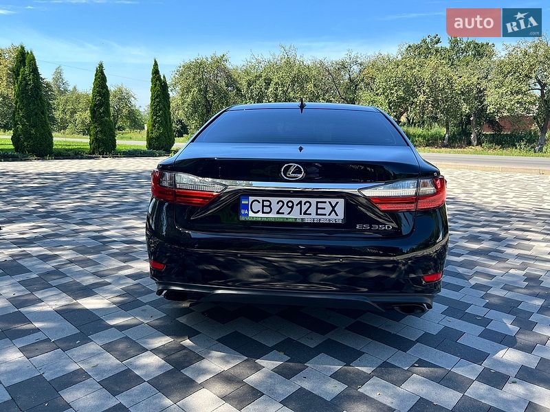 Седан Lexus ES 2018 в Чернигове