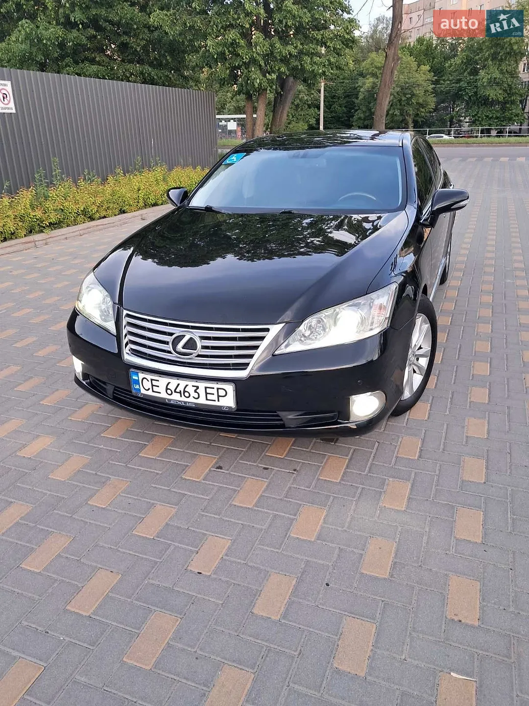 2011 Lexus ES - фото 1