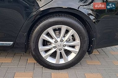 Седан Lexus ES 2011 в Вінниці