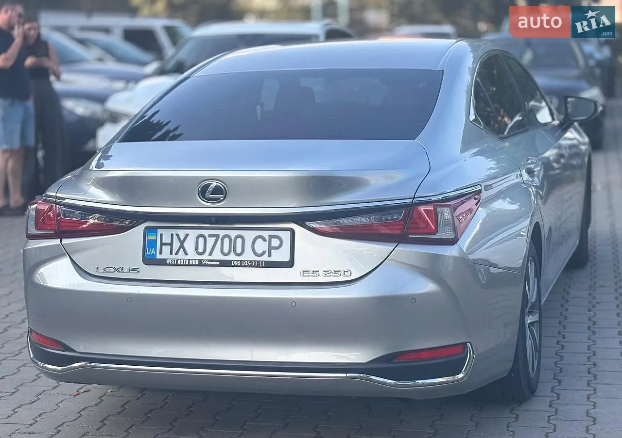 2019 Lexus ES - мініатюра 5
