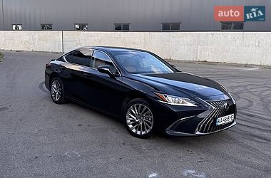Седан Lexus ES 2024 в Киеве