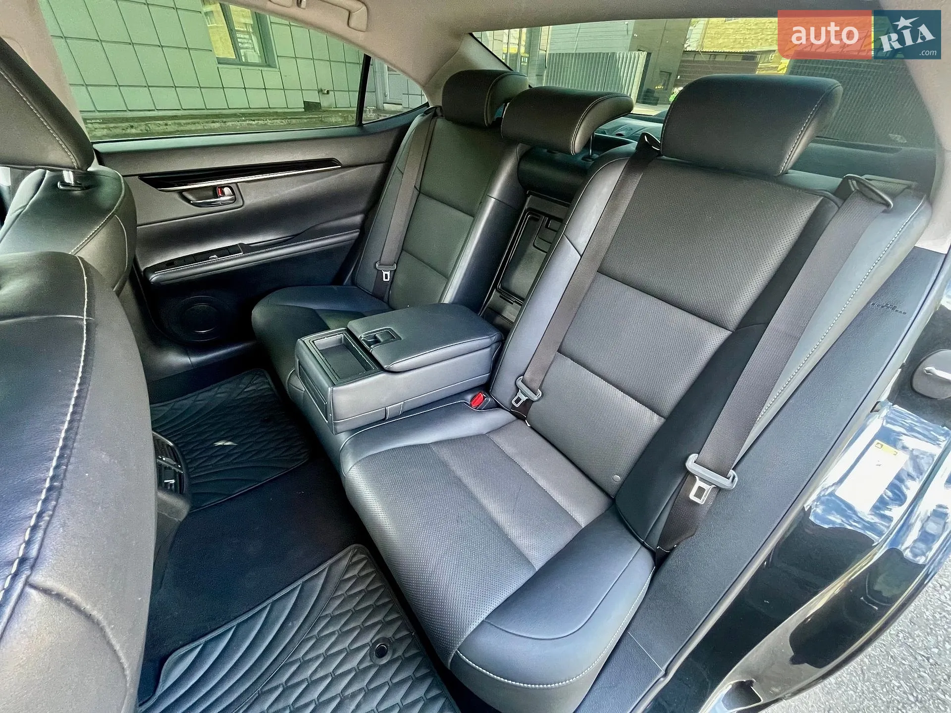 2016 Lexus ES - мініатюра 27