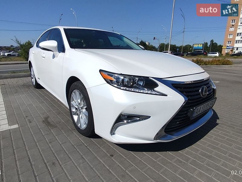 Седан Lexus ES 2014 в Києві