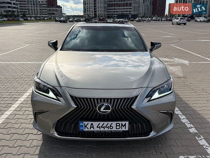 Седан Lexus ES 2019 в Києві фото 8 Седан Lexus ES 2019 в Києві