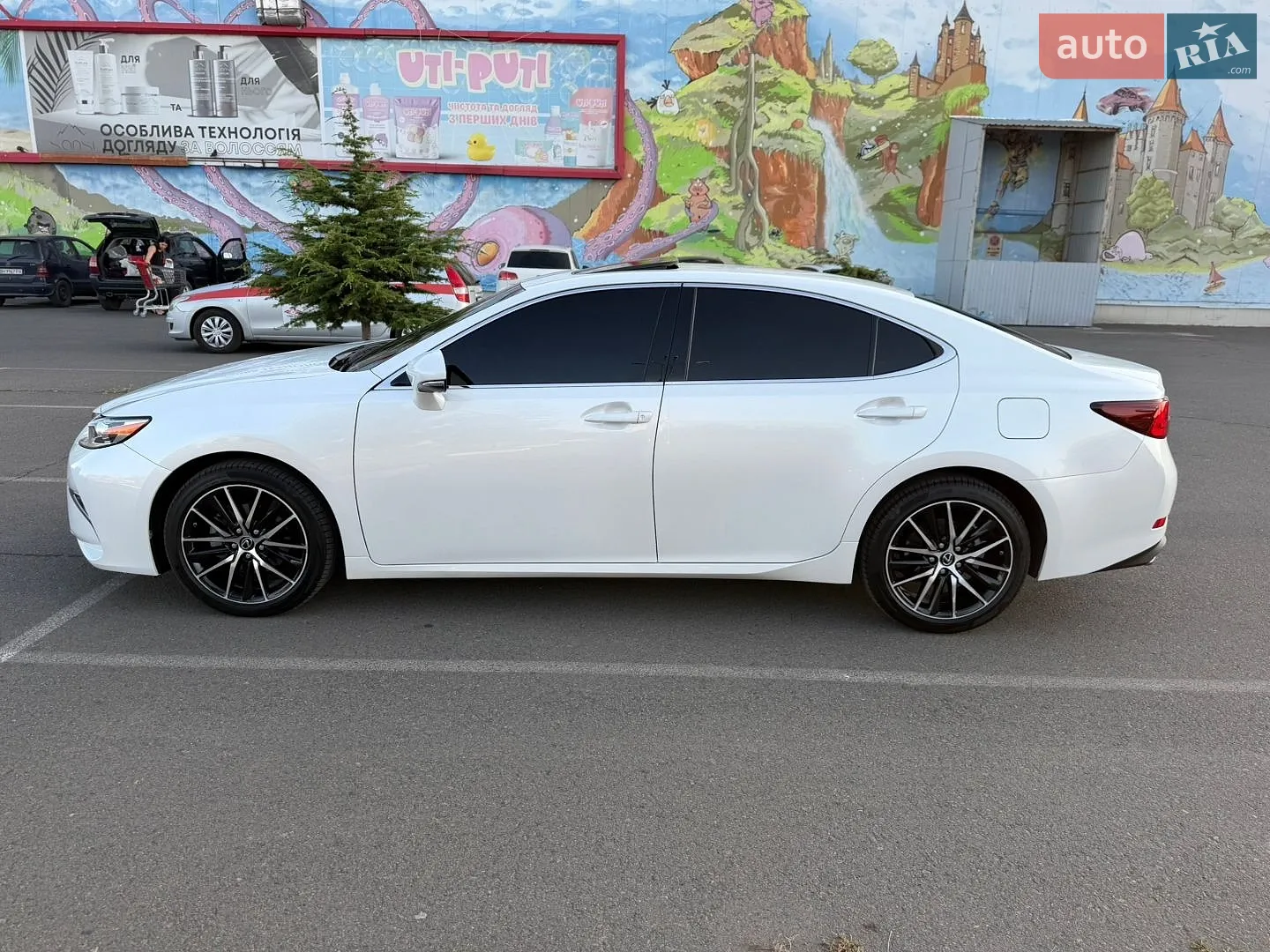 2017 Lexus ES - мініатюра 16