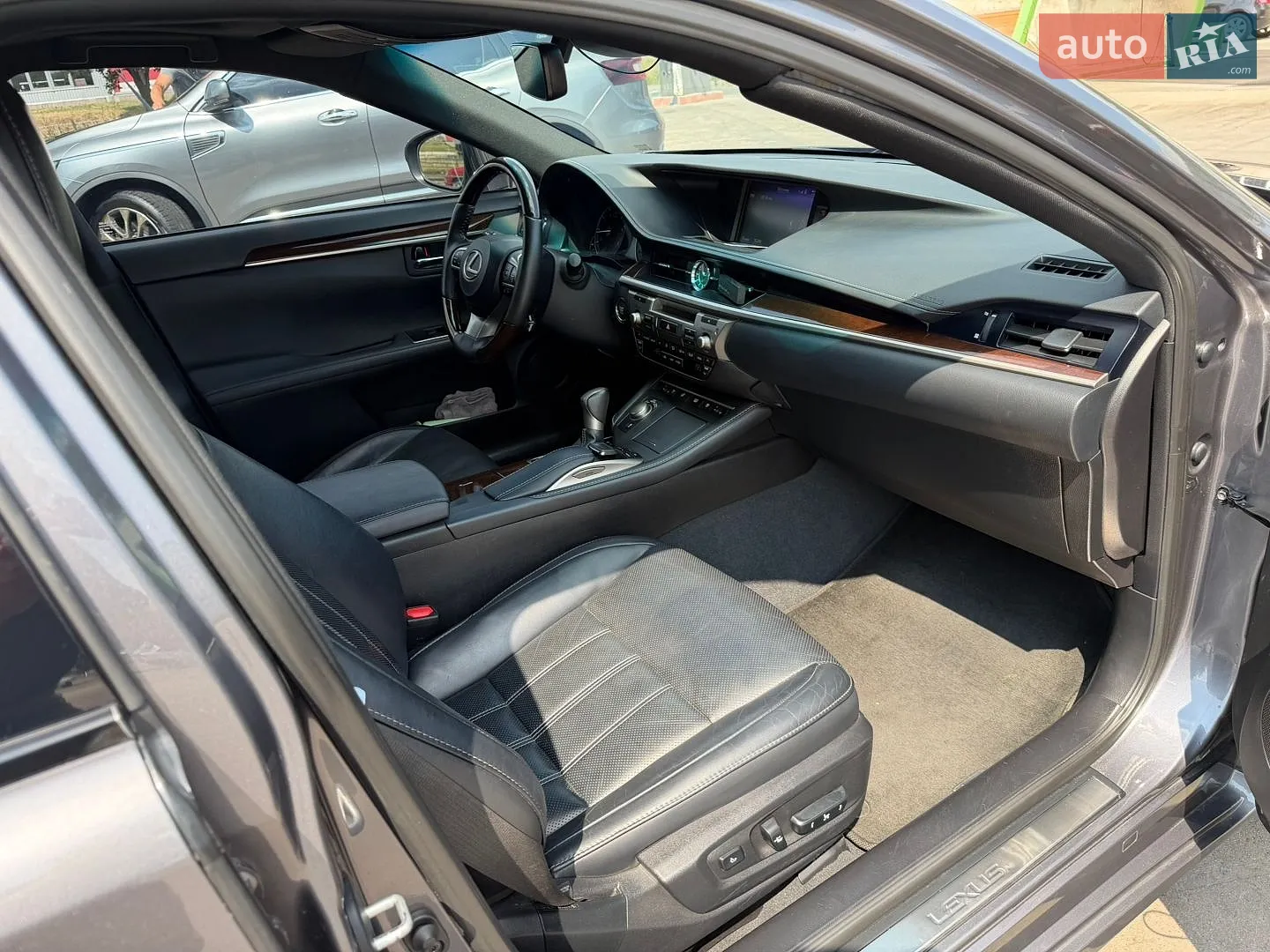 2017 Lexus ES - мініатюра 8