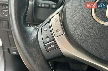 Седан Lexus ES 2015 в Харкові