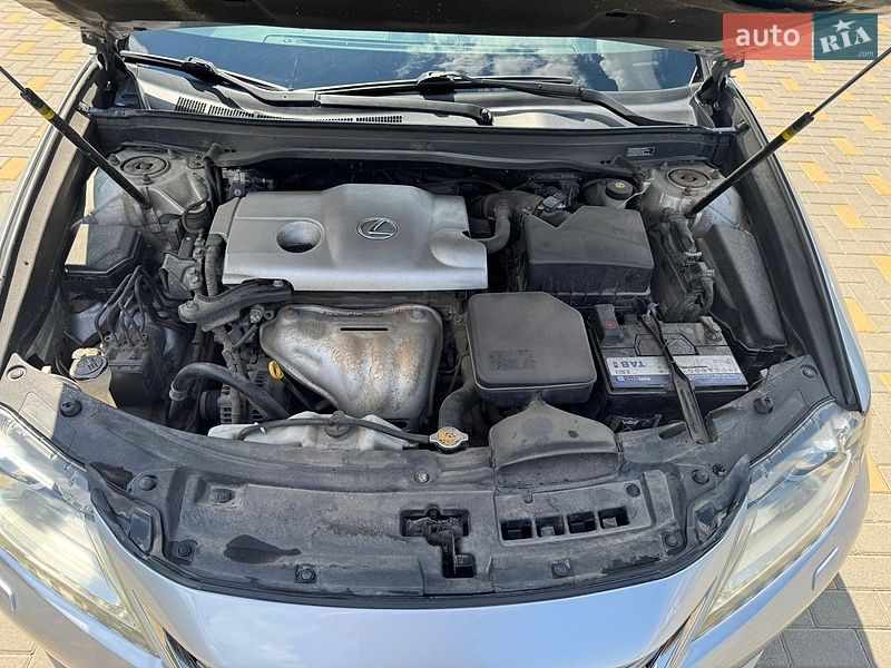 Седан Lexus ES 2012 в Погребище