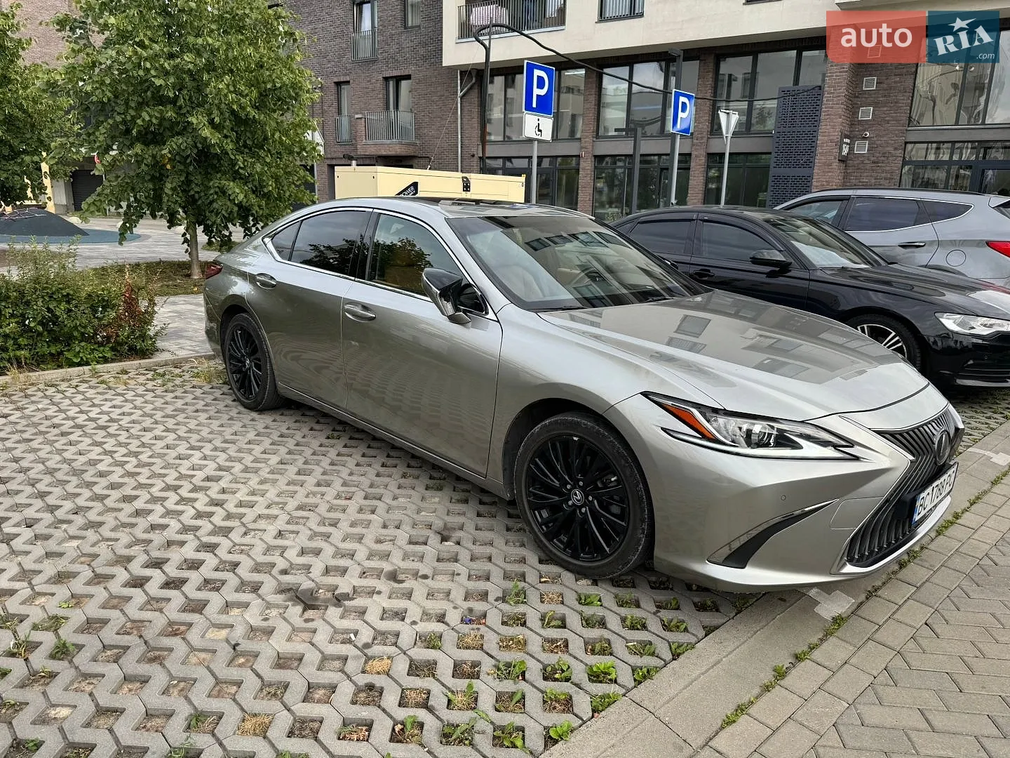 2021 Lexus ES - мініатюра 3