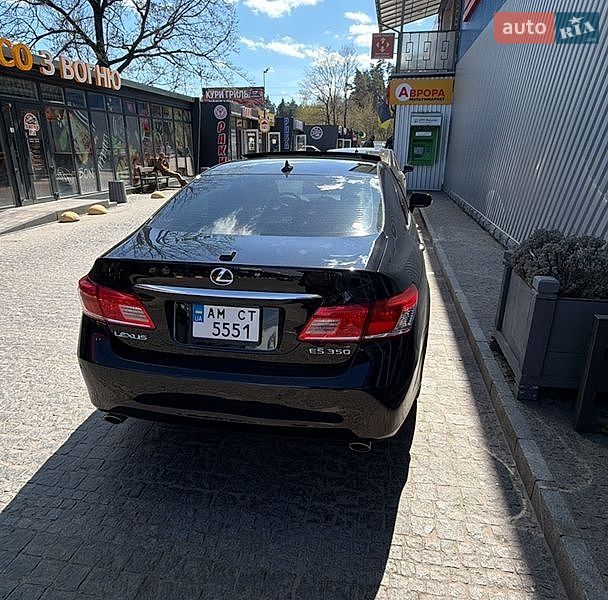 Седан Lexus ES 2010 в Житомирі