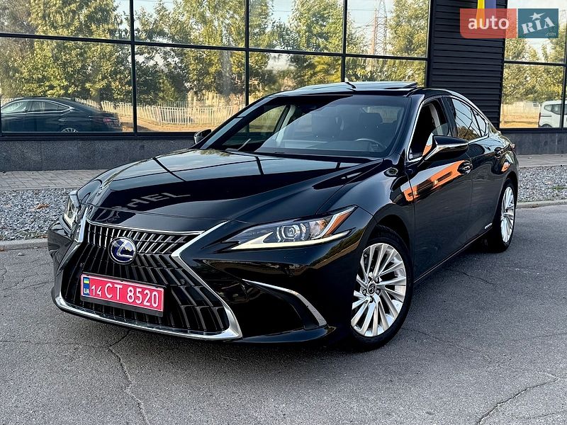 Lexus ES 2022