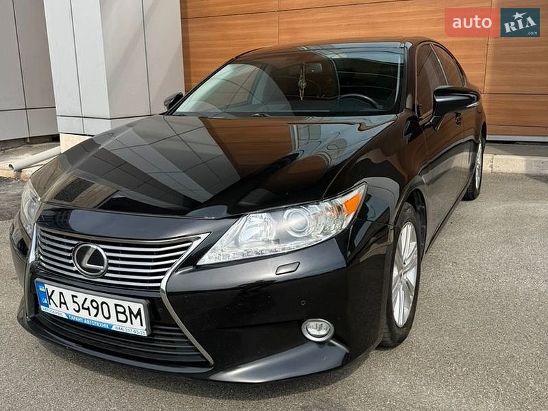 Седан Lexus ES 2015 в Киеве фото 2 Седан Lexus ES 2015 в Киеве