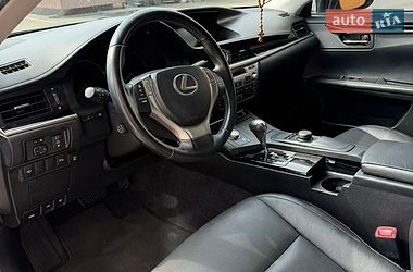Седан Lexus ES 2015 в Киеве фото 8 Седан Lexus ES 2015 в Киеве