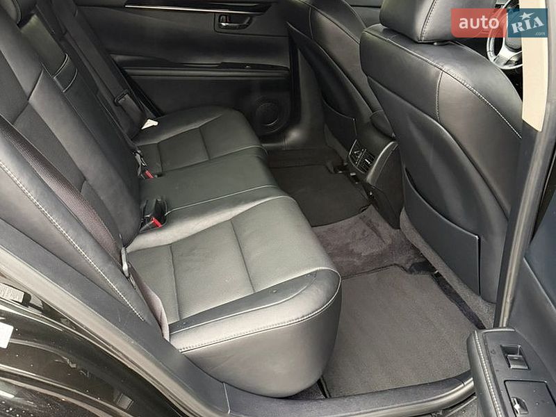 Седан Lexus ES 2015 в Киеве фото 14 Седан Lexus ES 2015 в Киеве