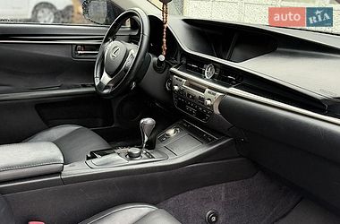 Седан Lexus ES 2015 в Киеве фото 9 Седан Lexus ES 2015 в Киеве