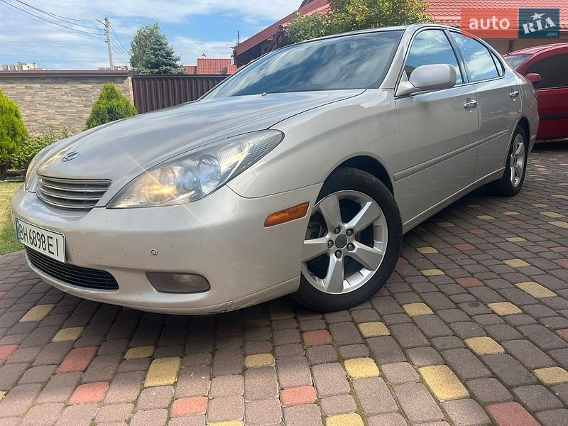 Седан Lexus ES 2003 в Львові