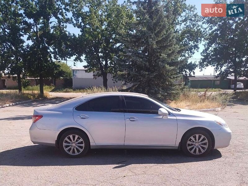 Седан Lexus ES 2008 в Кропивницькому