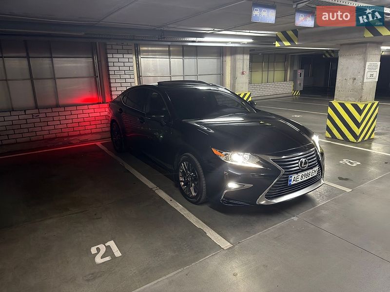 Седан Lexus ES 2017 в Днепре