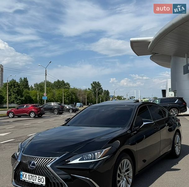 Седан Lexus ES 2021 в Хмельницком фото 3 Седан Lexus ES 2021 в Хмельницком