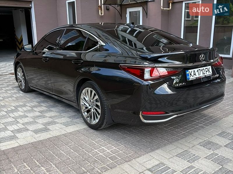 Седан Lexus ES 2022 в Києві фото 11 Седан Lexus ES 2022 в Києві