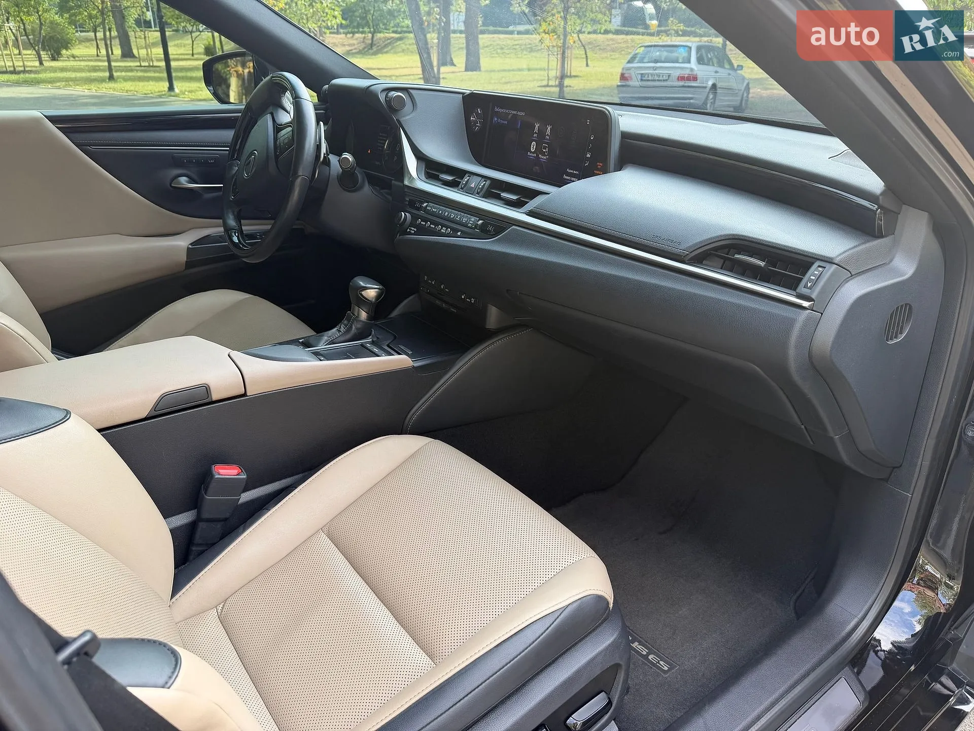 2018 Lexus ES - мініатюра 9