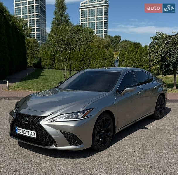 Седан Lexus ES 2023 в Днепре