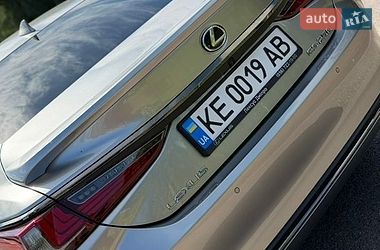 Седан Lexus ES 2023 в Днепре