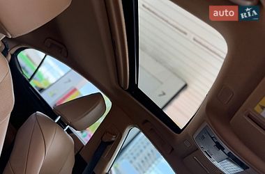 Седан Lexus ES 2023 в Днепре