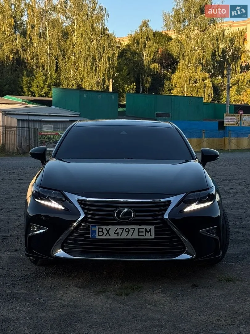2017 Lexus ES - фото 1