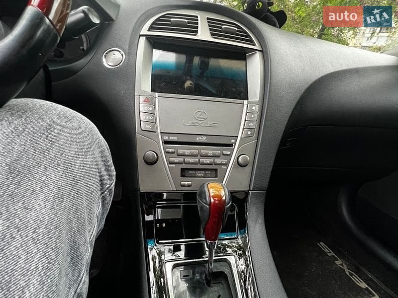 Седан Lexus ES 2007 в Киеве