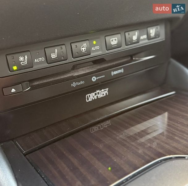 Седан Lexus ES 2019 в Києві