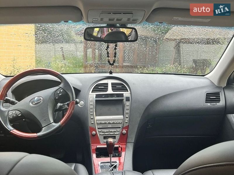 Седан Lexus ES 2008 в Киеве