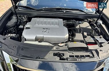 Седан Lexus ES 2016 в Черкасах