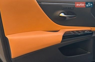 Седан Lexus ES 2023 в Вінниці фото 51 Седан Lexus ES 2023 в Вінниці