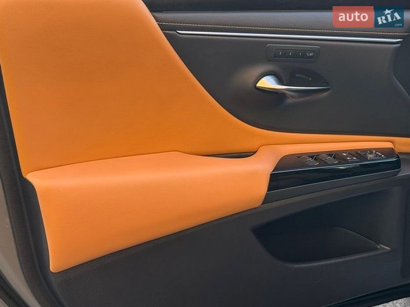 Седан Lexus ES 2023 в Вінниці фото 51 Седан Lexus ES 2023 в Вінниці