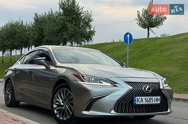 Седан Lexus ES 2018 в Києві