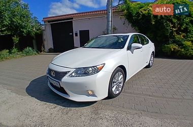 Седан Lexus ES 2014 в Одесі