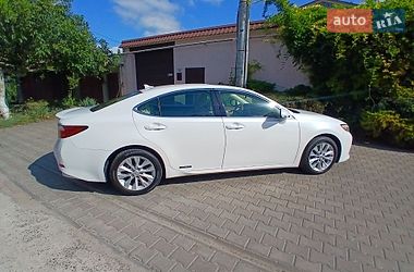 Седан Lexus ES 2014 в Одесі