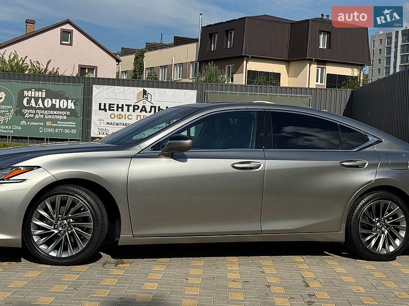 Седан Lexus ES 2023 в Вінниці фото 7 Седан Lexus ES 2023 в Вінниці
