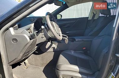 Седан Lexus ES 2023 в Львові